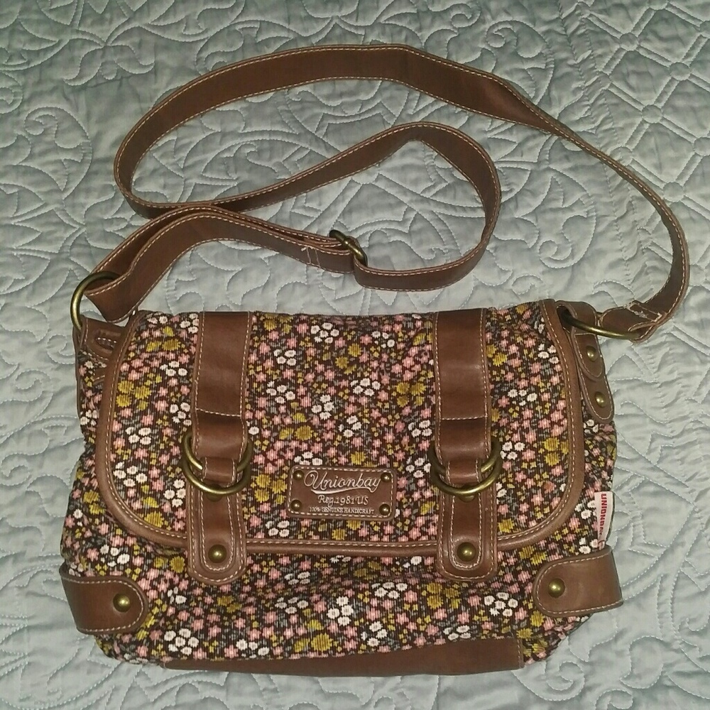 Unionbay Vegan Leather Crossbody Bag NWOT